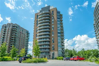 Condo Apartment in Orleans - Cumberland and Area