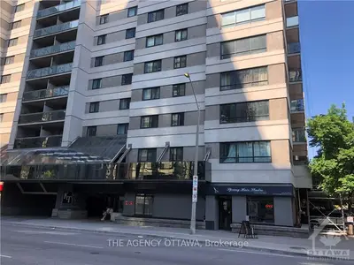Condo Apartment in Ottawa Centre