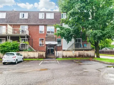 Condo Apartment in Blossom Park - Airport and Area
