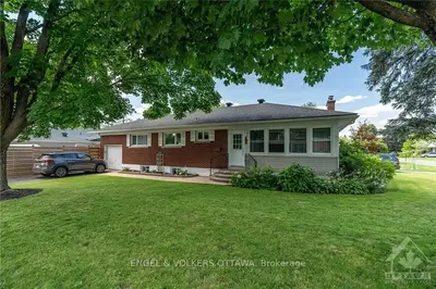 Detached in Belair Park - Copeland Park and Area