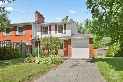 Semi-Detached in South of Baseline to Knoxdale