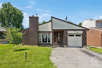 Detached in Orleans - Convent Glen and Area
