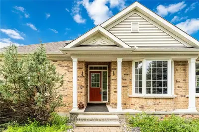 Att/Row/Townhouse in Barrhaven