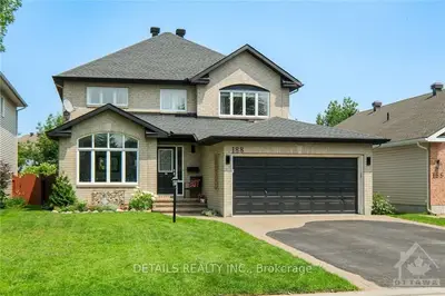Detached in Barrhaven