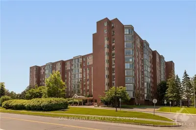 Condo Apartment in Kanata