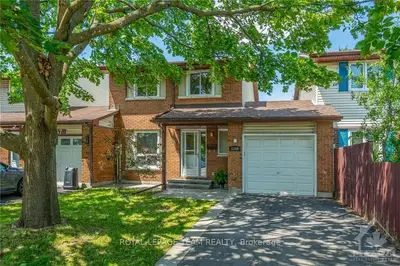 Att/Row/Townhouse in Cyrville - Carson Grove - Pineview