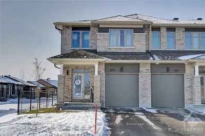 225 Turquoise Street, Clarence-rockland, On K4k 0l5
