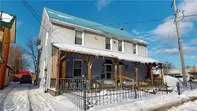 48 Pearl Street W, Brockville, On K6v 4b8