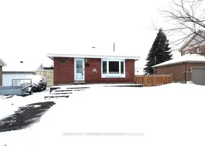 1272 WOODSIDE Drive, Belair Park - Copeland Park and Area, ON K2C 2G9