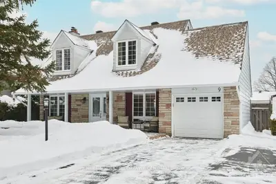 9 TRIMBLE Crescent, South of Baseline to Knoxdale, ON K2H 7M9