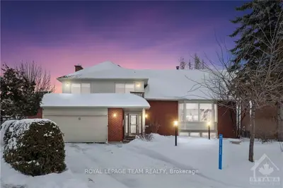 12 Edenbrook Court, Country Place - Pineglen - Crestview And Area, On K2e 7h4