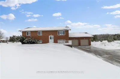 6206 Foster Hall Road, Elizabethtown-kitley, On K6v 5t4