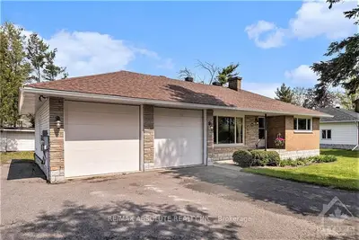 Detached in Arnprior