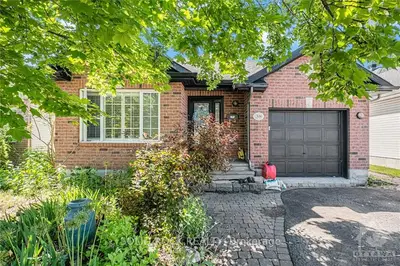 Detached in Barrhaven