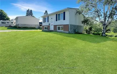 Detached in Renfrew