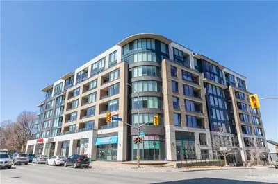 Condo Apartment in Westboro - Hampton Park