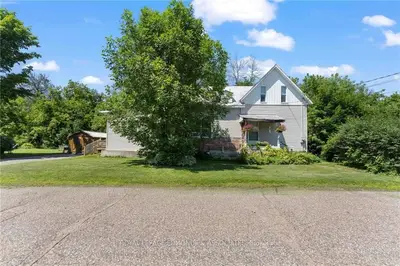 Detached in Pembroke
