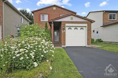 Detached in Barrhaven