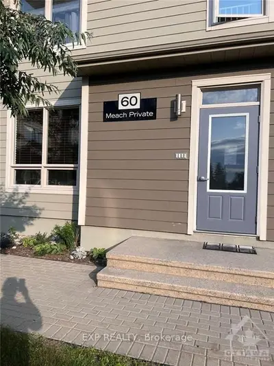 Condo Apartment in Stittsville - Munster - Richmond