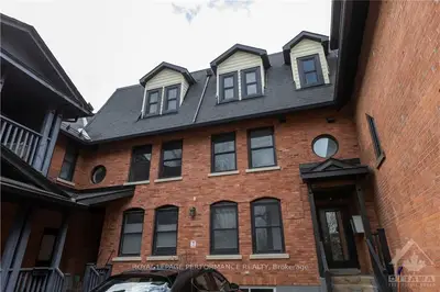 Condo Apartment in Ottawa Centre