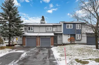 26b Benlea Drive, Tanglewood - Grenfell Glen - Pineglen, On K2g 4a8