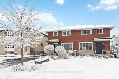 1944 BROMLEY Road, Carlingwood - Westboro and Area, ON K2A 1C2