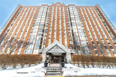 2759 Carousel Crescent 304, Blossom Park - Airport And Area, On K1t 2n5