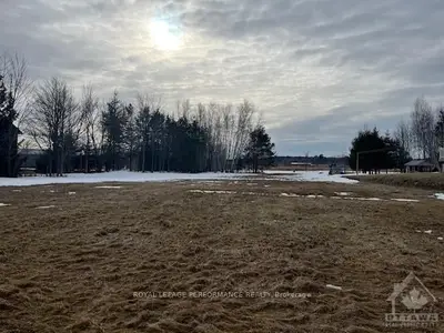 00 Peat Moss Road, Alfred And Plantagenet, On K0b 1a0