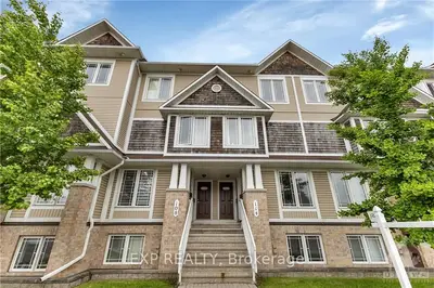 Condo Apartment in Barrhaven