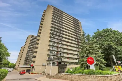 Condo Apartment in Vanier and Kingsview Park