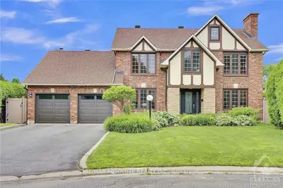 Detached in Barrhaven