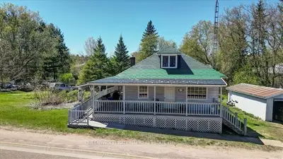 Detached in Killaloe, Hagarty and Richards