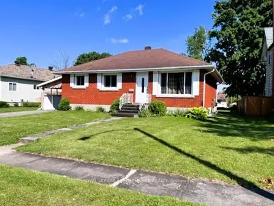 Detached in South Stormont