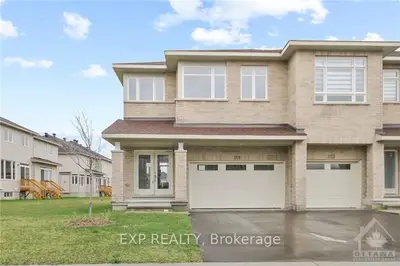 Att/Row/Townhouse in Carleton Place