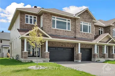 Att/Row/Townhouse in Carleton Place
