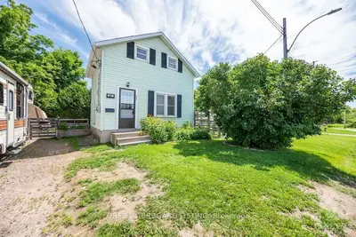 Detached in Pembroke