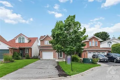 Detached in Barrhaven