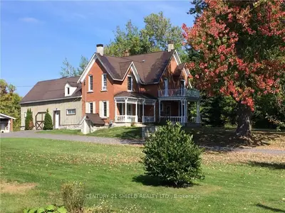 Detached in South Stormont