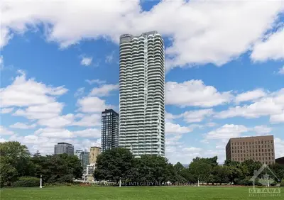 Condo Apartment in Dows Lake - Civic Hospital and Area