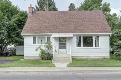 Detached in Prescott