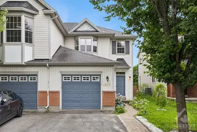 Att/Row/Townhouse in Kanata