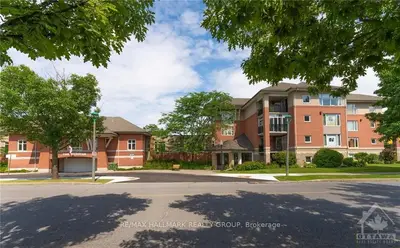 Condo Apartment in South of Baseline to Knoxdale