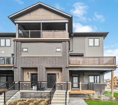 Condo Apartment in Barrhaven