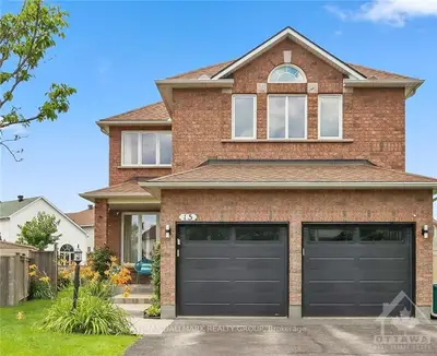 Detached in Barrhaven