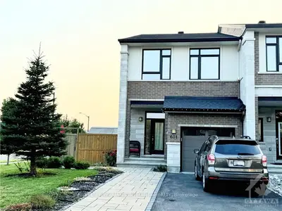 Att/Row/Townhouse in Blossom Park - Airport and Area