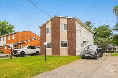 Duplex in Carleton Place