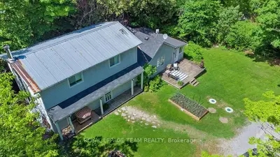 Detached in Constance Bay - Dunrobin - Kilmaurs - Woodlawn