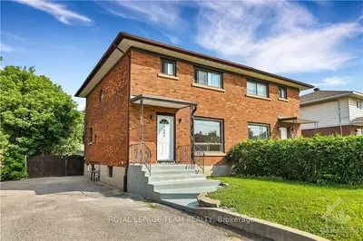 Semi-Detached in Belair Park - Copeland Park and Area