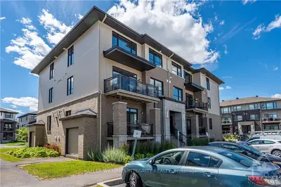 Condo Apartment in Orleans - Convent Glen and Area
