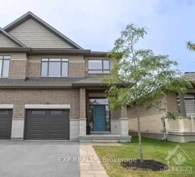 Semi-Detached in Stittsville - Munster - Richmond